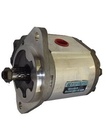 [DKWK 81 006 016 H] Pomp 2 gaten 146,0 - SAE B - cilindrische as - 32 cc - Links draaien - Dynamatic