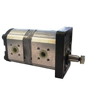 [DKWK 81 010 208 B]  Pomp 4 gaten 71,4 x96 - speciaal Claas - conische as - 14,0 + 8,0 cc - Rechts draaien - Bosch