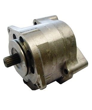 [DKWK 81 014 100 L] Pomp speciaal Zetor - spline as 16 T - 12,4 cc