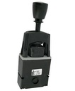 Joystick 1 x proportioneel met grendel op neutrale stand