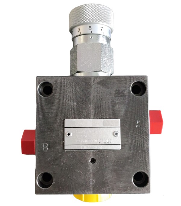 Debietregelaar 3/4" x 1/2" BSP - max 65L - prioriteit regelbaar 0 - 25L - met terugslagklep