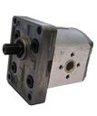Pomp 4 gaten 52,0 x72 - Getante as 14 T - 3,8 cc - Links draaien