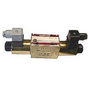 [DKWK 80 300 053 K] Distributeur 4/3. P - T  relié   A - B  fermé. 24V