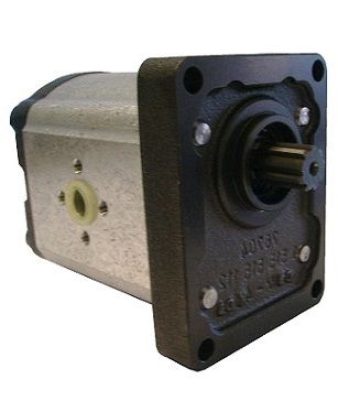 [DKWK 81 005 012 B]  Pomp 4 gaten 71,4 x 96 - spline as 9T - 19,0 cc - Rechts draaien - Bosch