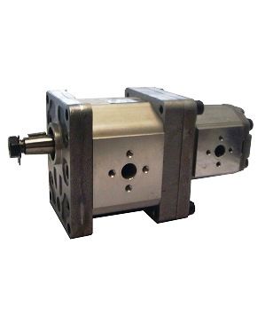 [DKWK 81 007 251 H]  Pomp 4 gaten 71,4 x 96 - conische as - 11 + 3,8 cc - Links draaien - Sauer
