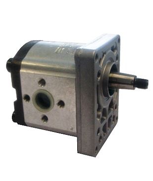 [DKWK 81 009 015 B] Pompe 4 trous 71,4 x 96 - axe conique - 19 cc - Rotation droite - Special NH - Bosch