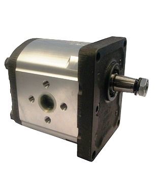[DKWK 81 300 002 S] Pomp 4 gaten 98,0 x128 - conische as - 26 cc - Rechts draaien